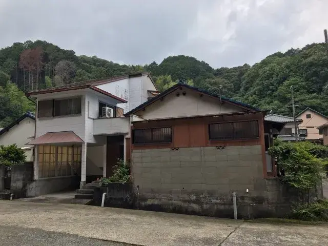 Slide 3