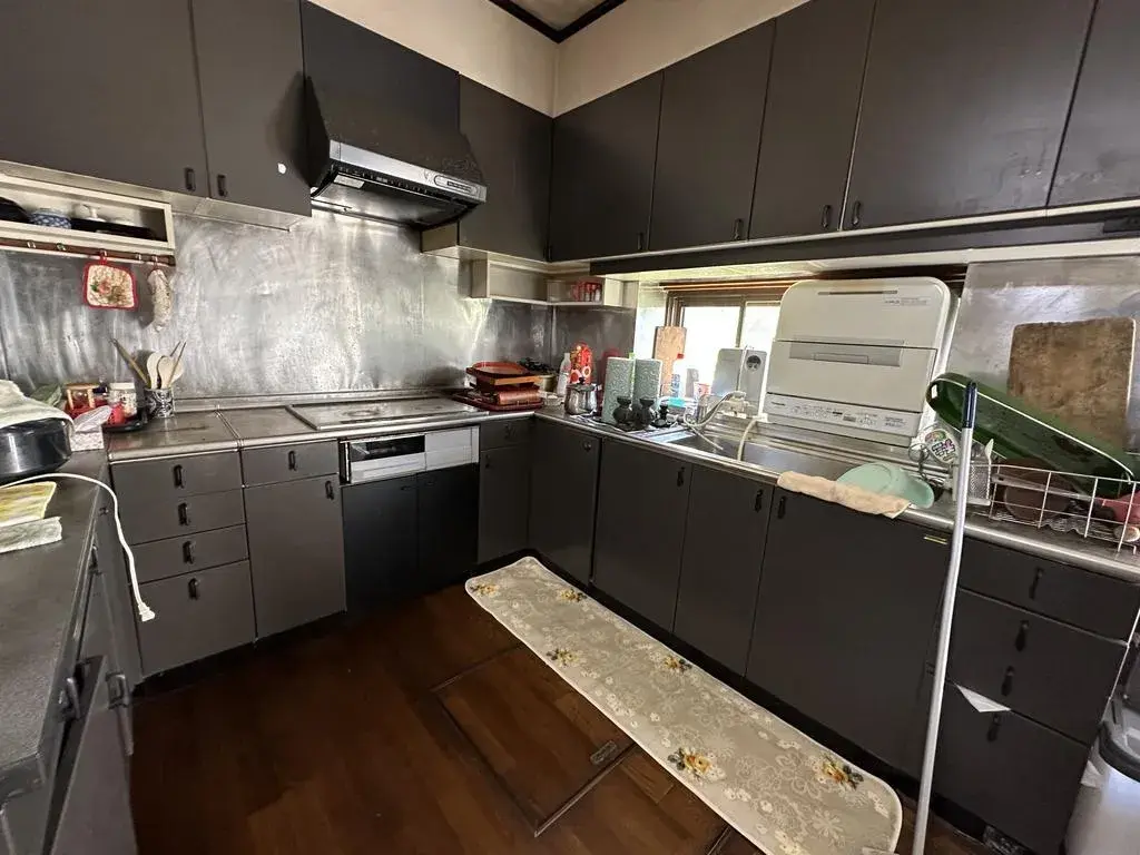 Slide 10