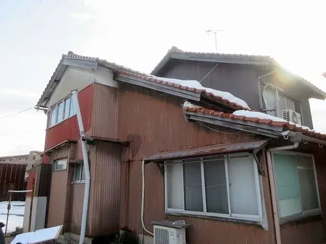 Slide 4