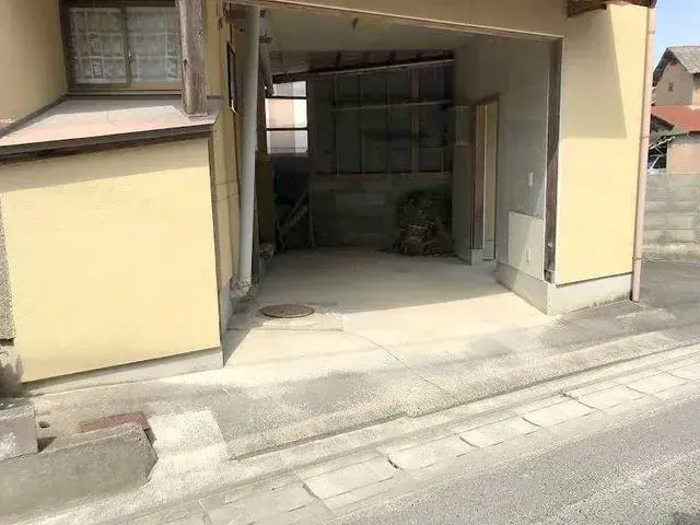 Slide 4