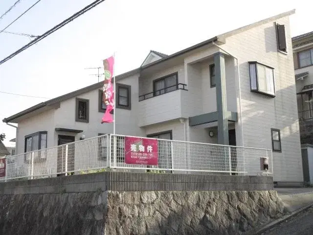 Slide 4