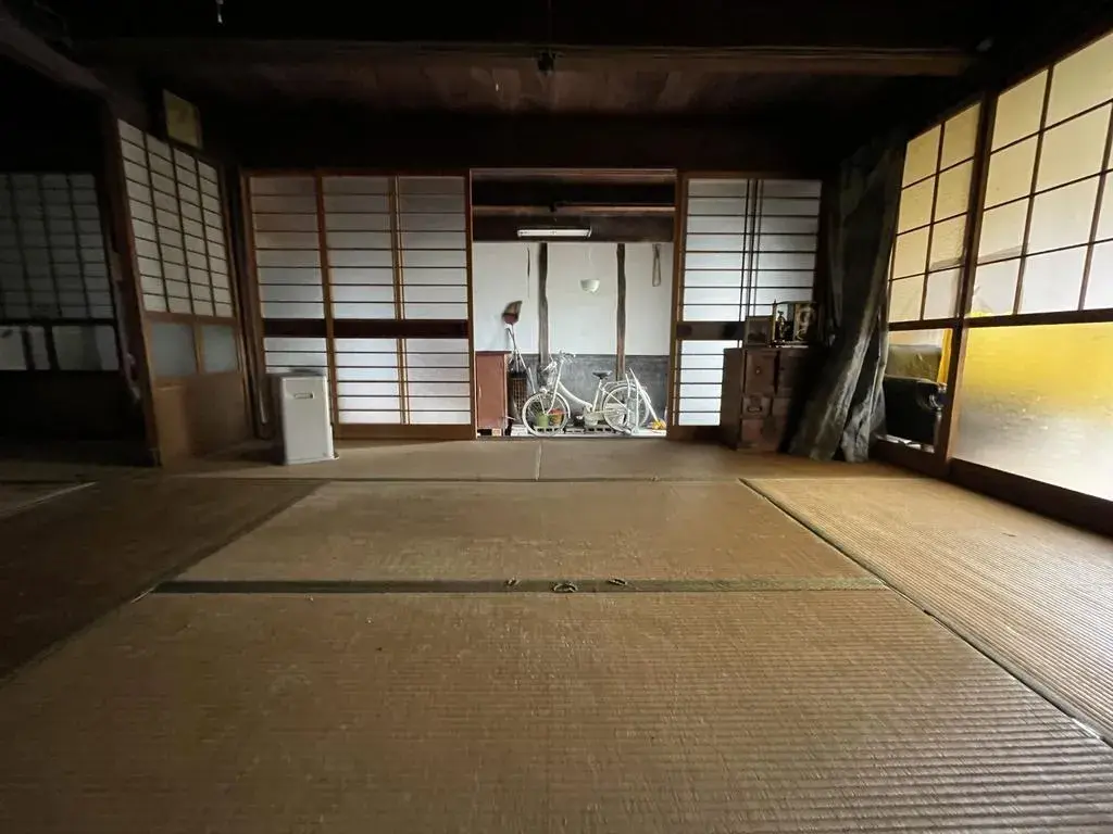 Slide 4