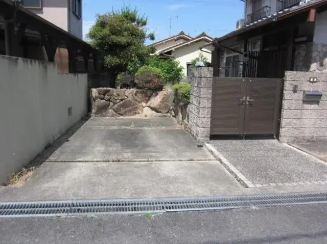 Slide 4