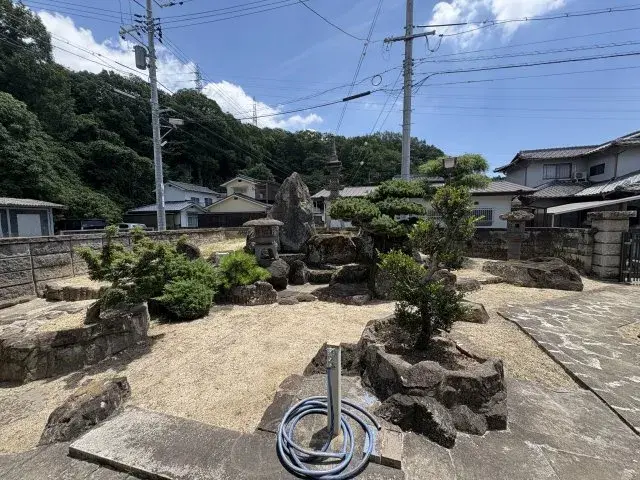 Slide 3