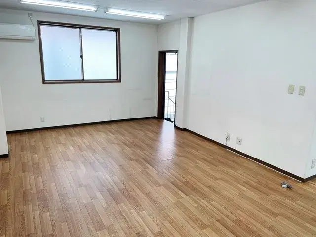 Slide 4