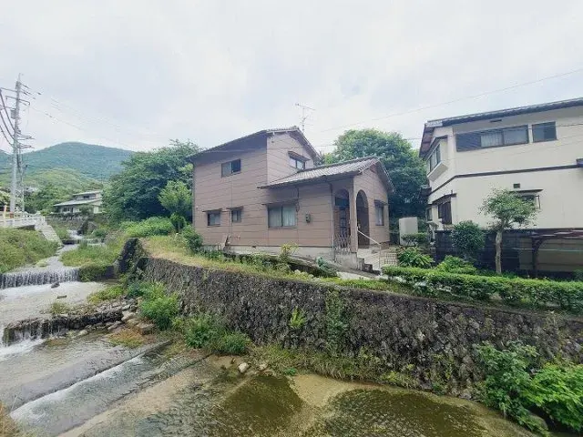 Slide 10