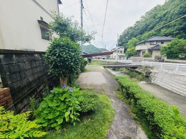 Slide 7