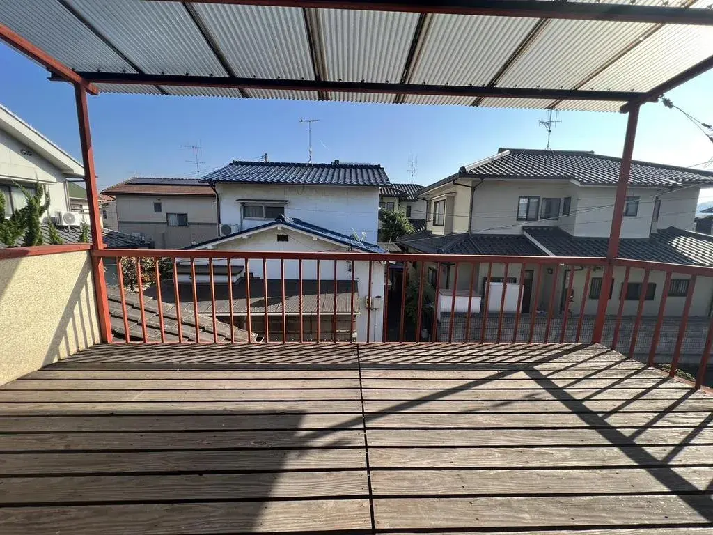 Slide 4
