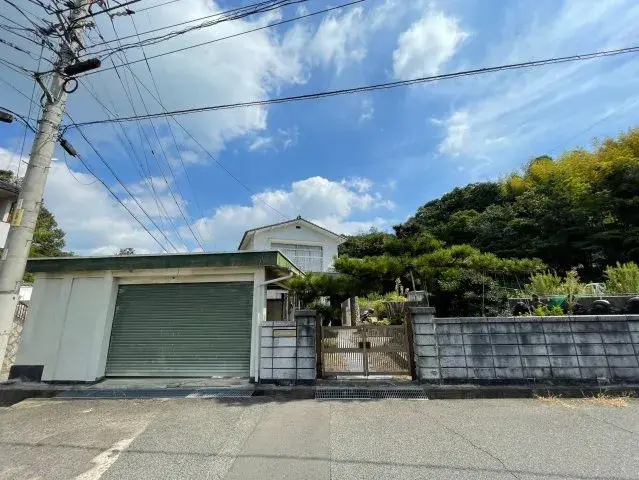 Slide 4