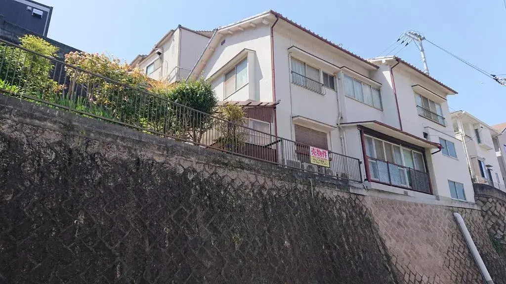 Slide 0