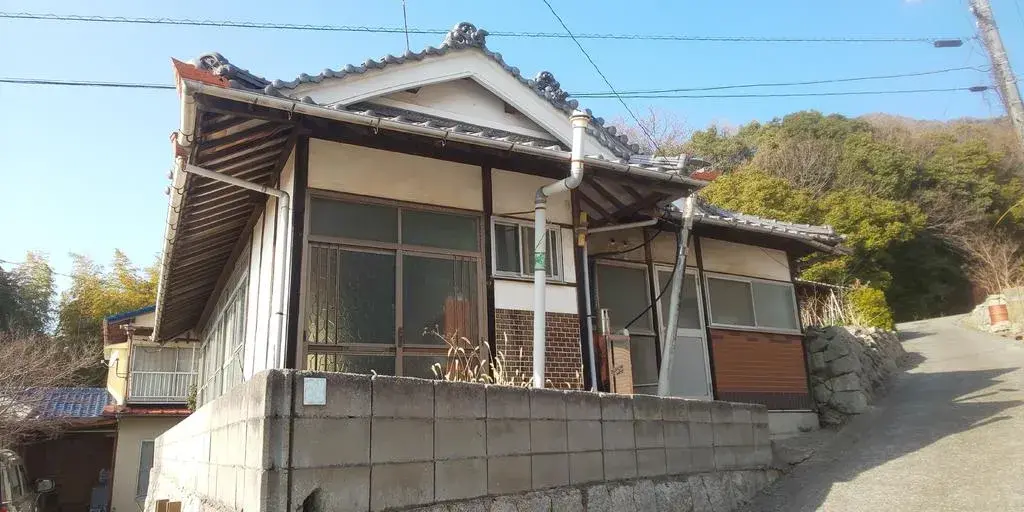 Slide 0