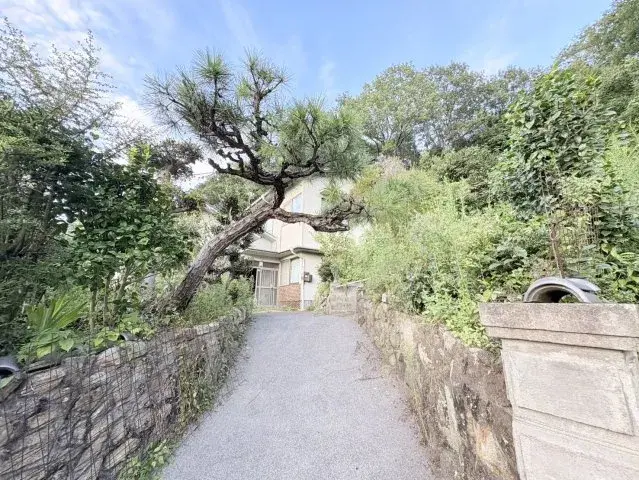 Slide 3