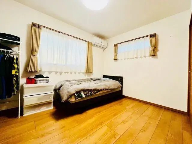 Slide 4