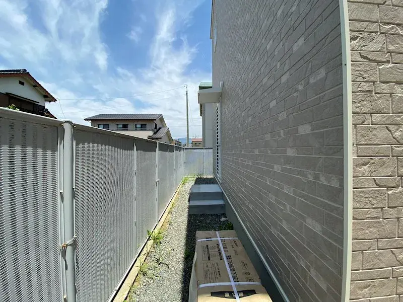 Slide 4