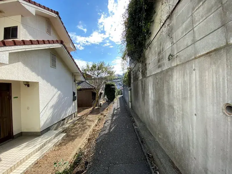 Slide 4