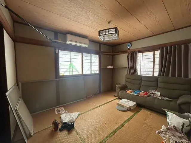 Slide 4