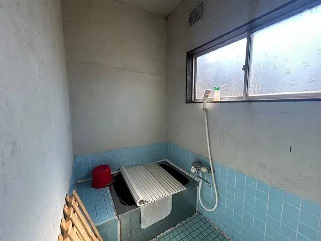 Slide 9