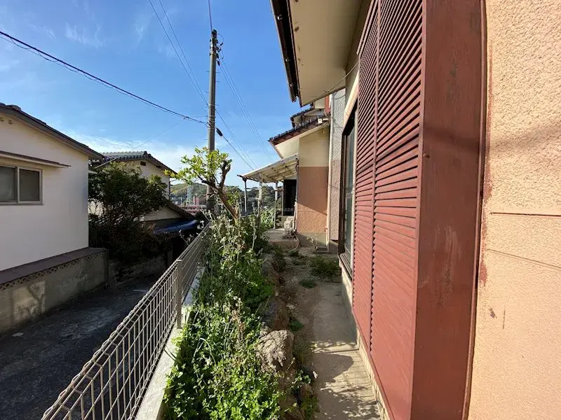 Slide 4