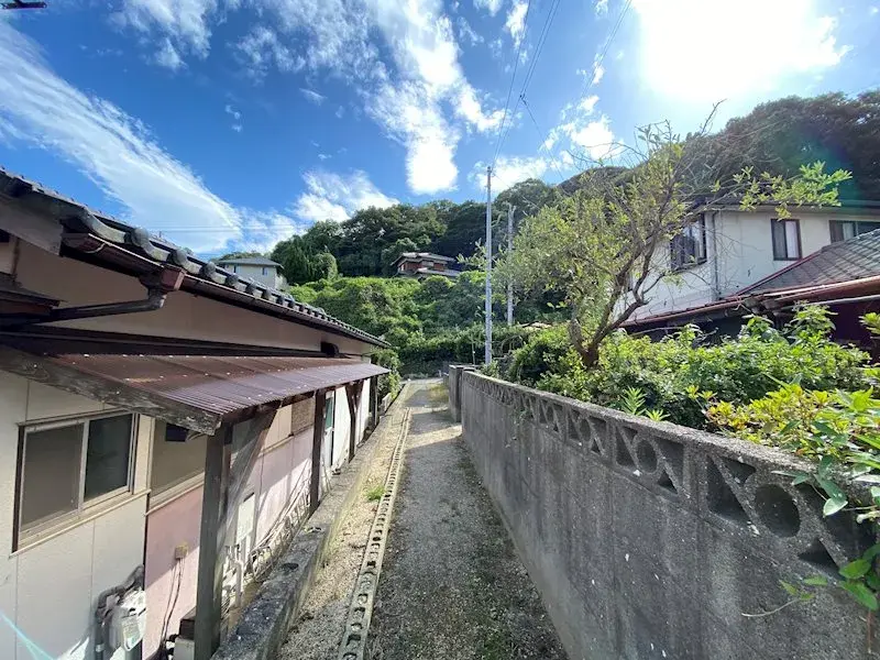 Slide 3