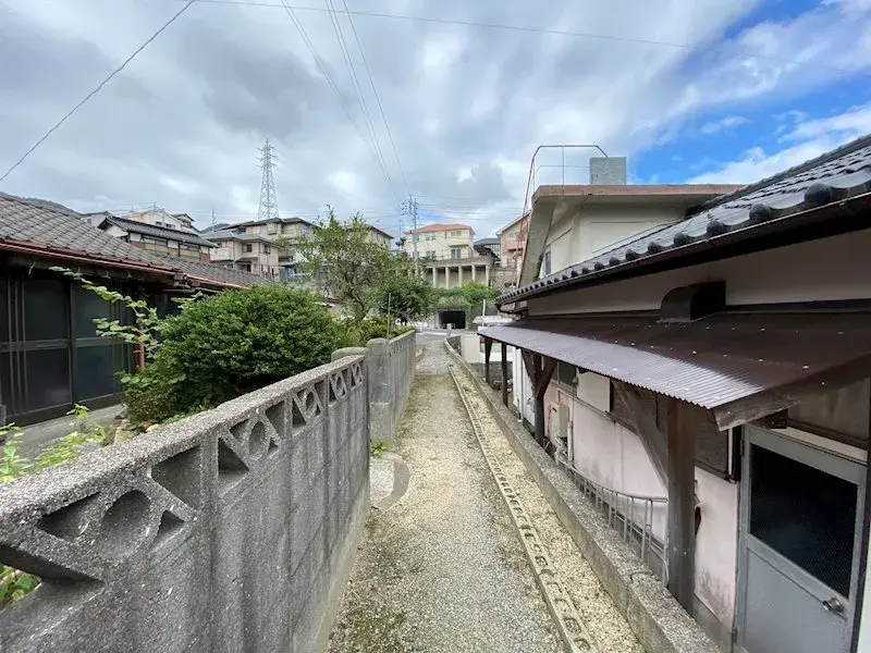Slide 4