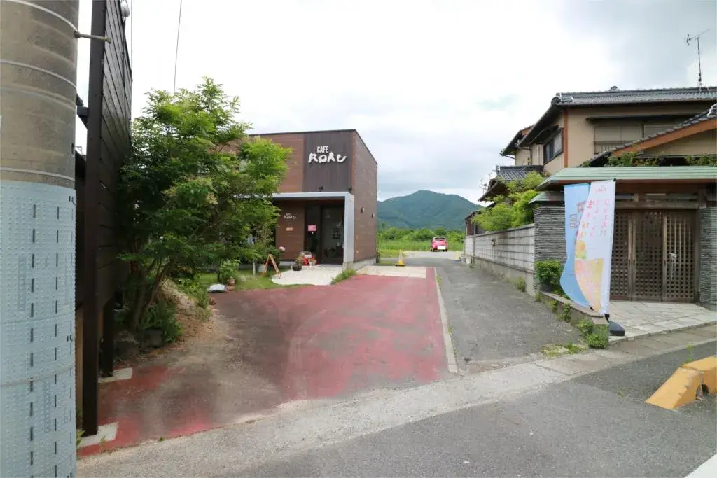 Slide 4