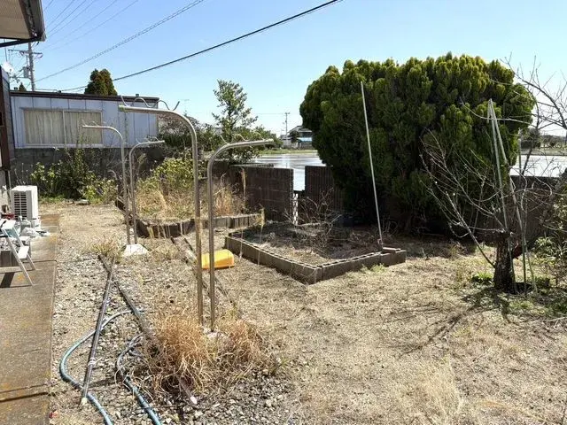 Slide 4