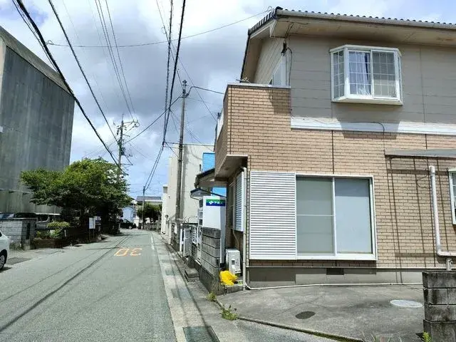 Slide 4