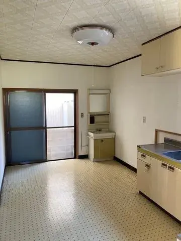 Slide 4