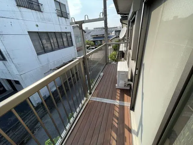 Slide 4
