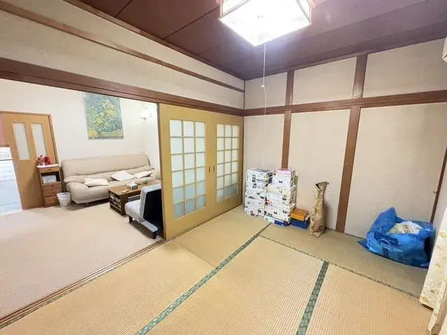 Slide 4