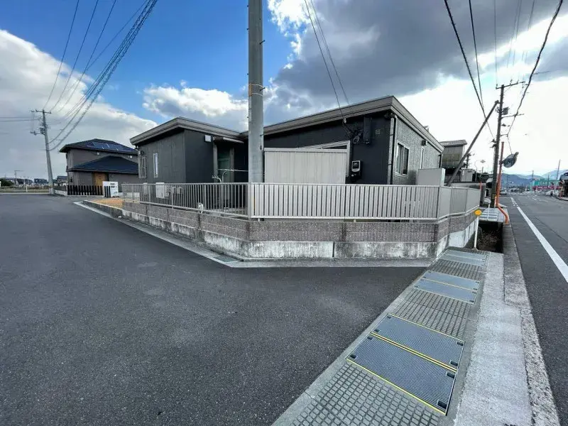 Slide 3