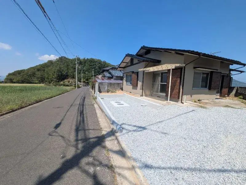 Slide 4