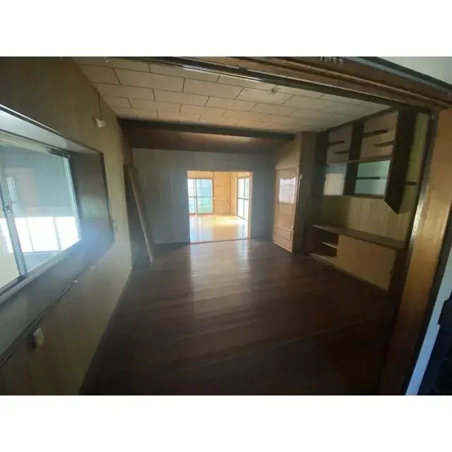 Slide 4