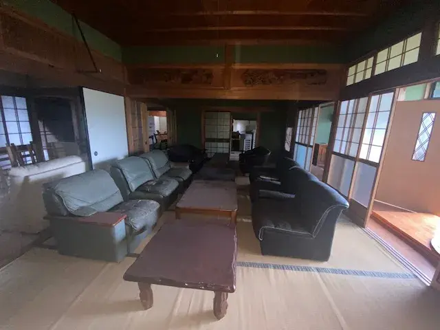 Slide 3