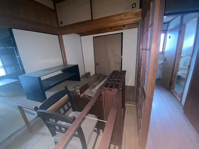 Slide 4