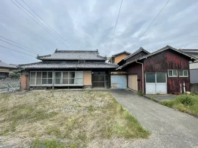 Slide 4