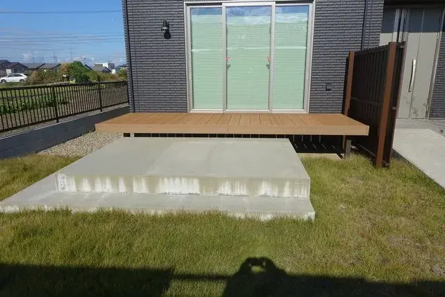 Slide 4