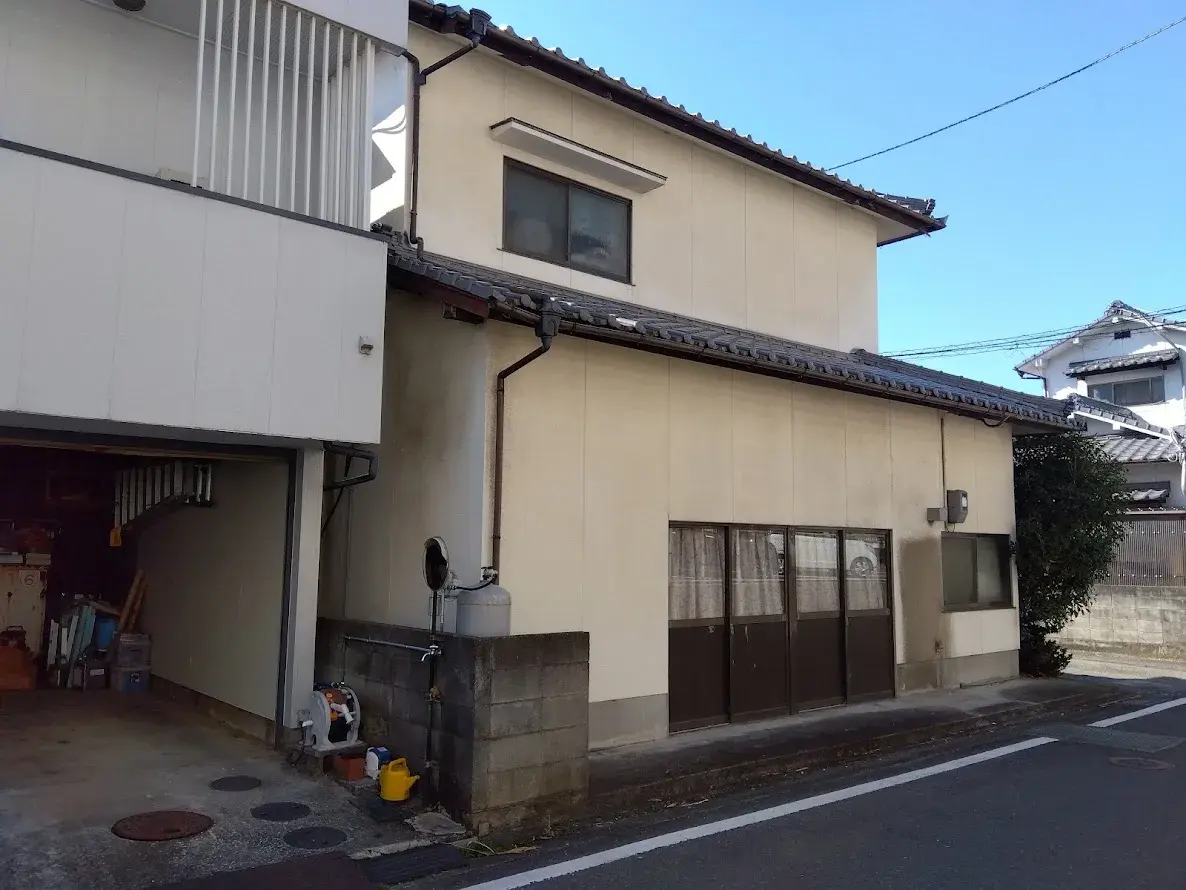 Slide 4