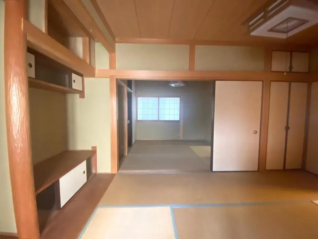 Slide 4