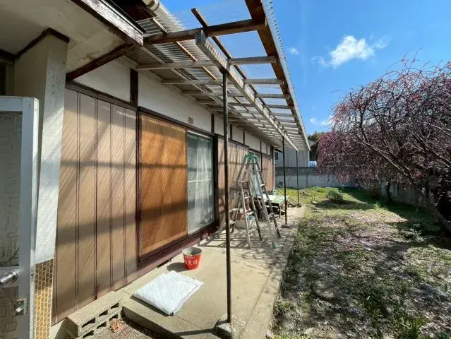 Slide 8