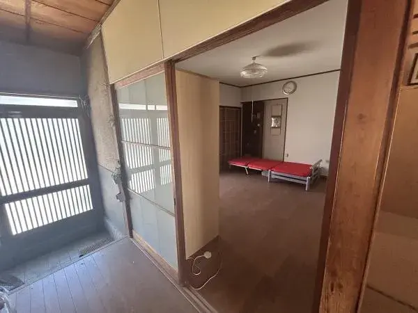 Slide 4
