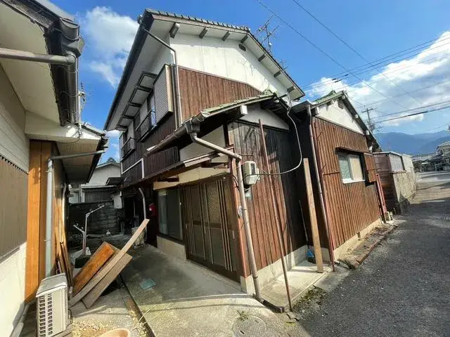 Akiya in 新居浜市