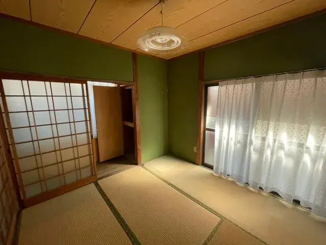 Slide 4