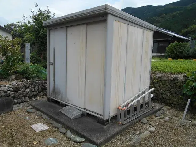 Slide 4