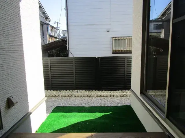 Slide 4