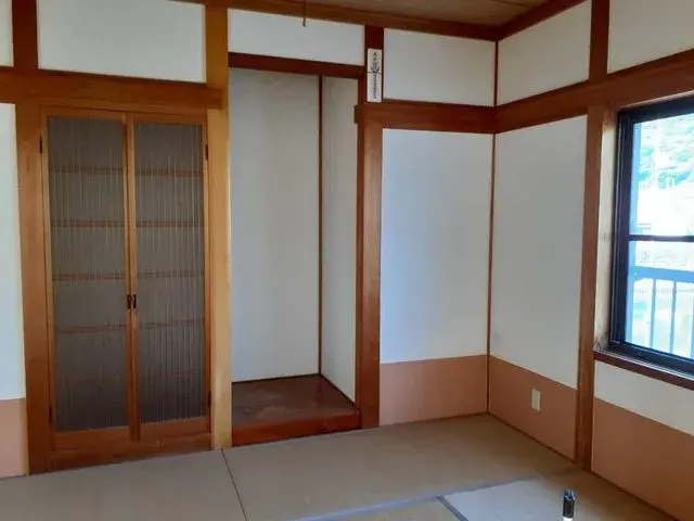 Slide 8