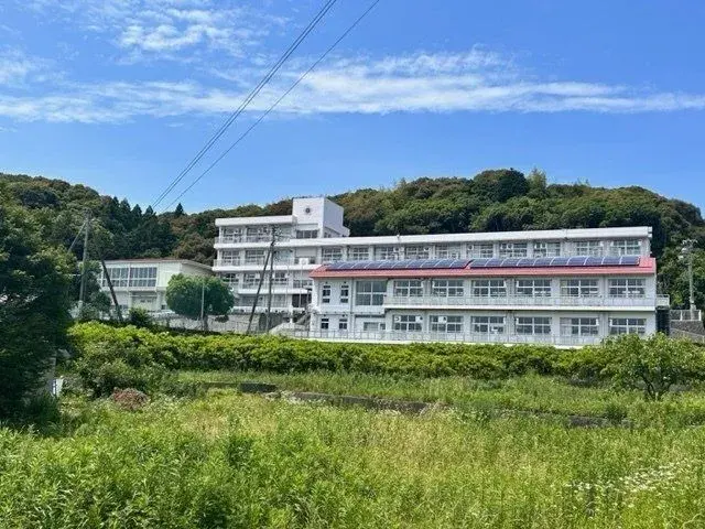 Slide 4
