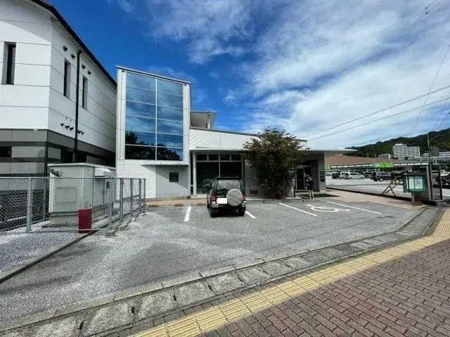 Slide 4