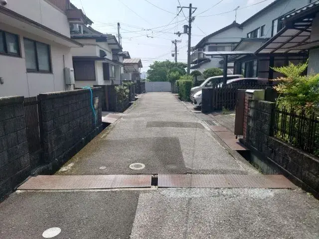Slide 4