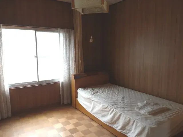 Slide 3
